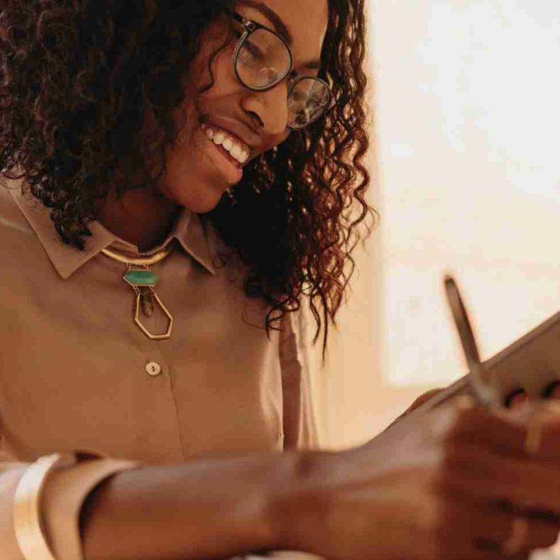 3 trucos para encontrar ofertas de trabajo como community manager sin experiencia