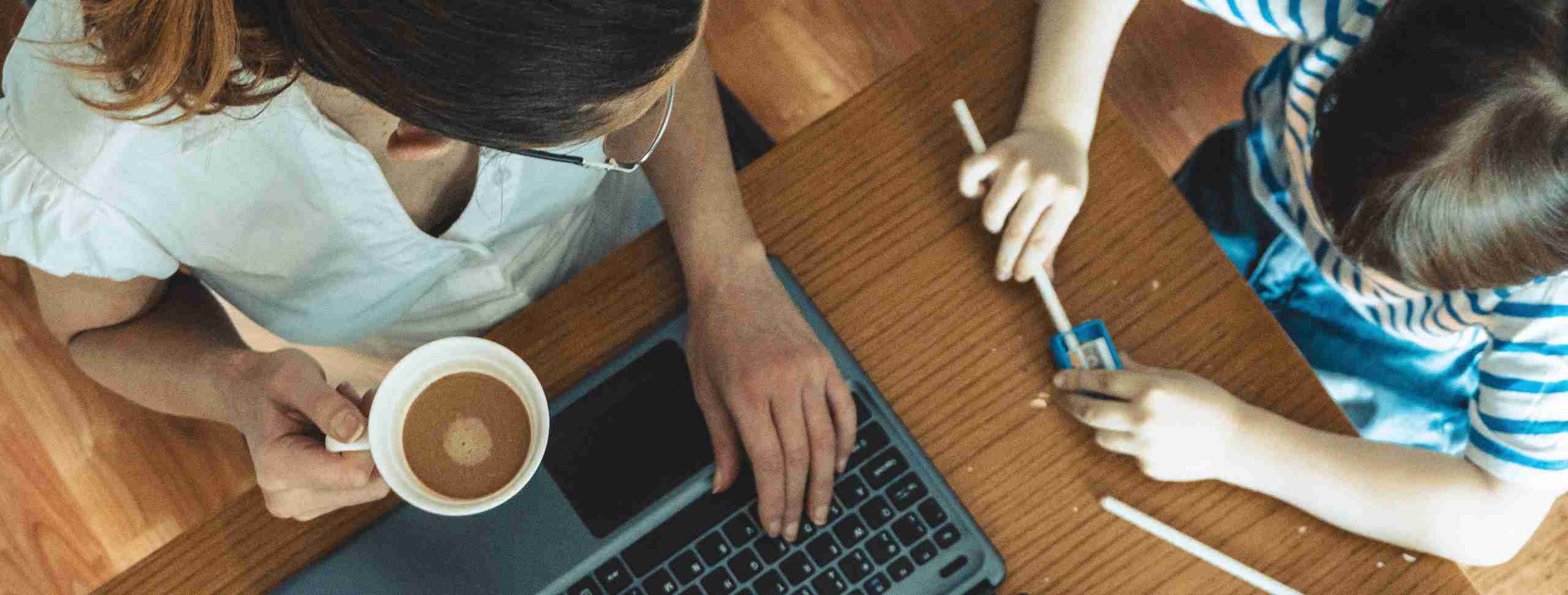 Trabajo virtual madres